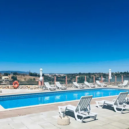 Aldeia Do Poeta Holiday home *